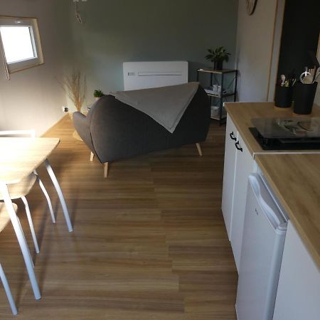 Charmant Studio 35M² Au Calme Proche Du Circuit Daire Saint-Gervais en-Belin Dış mekan fotoğraf
