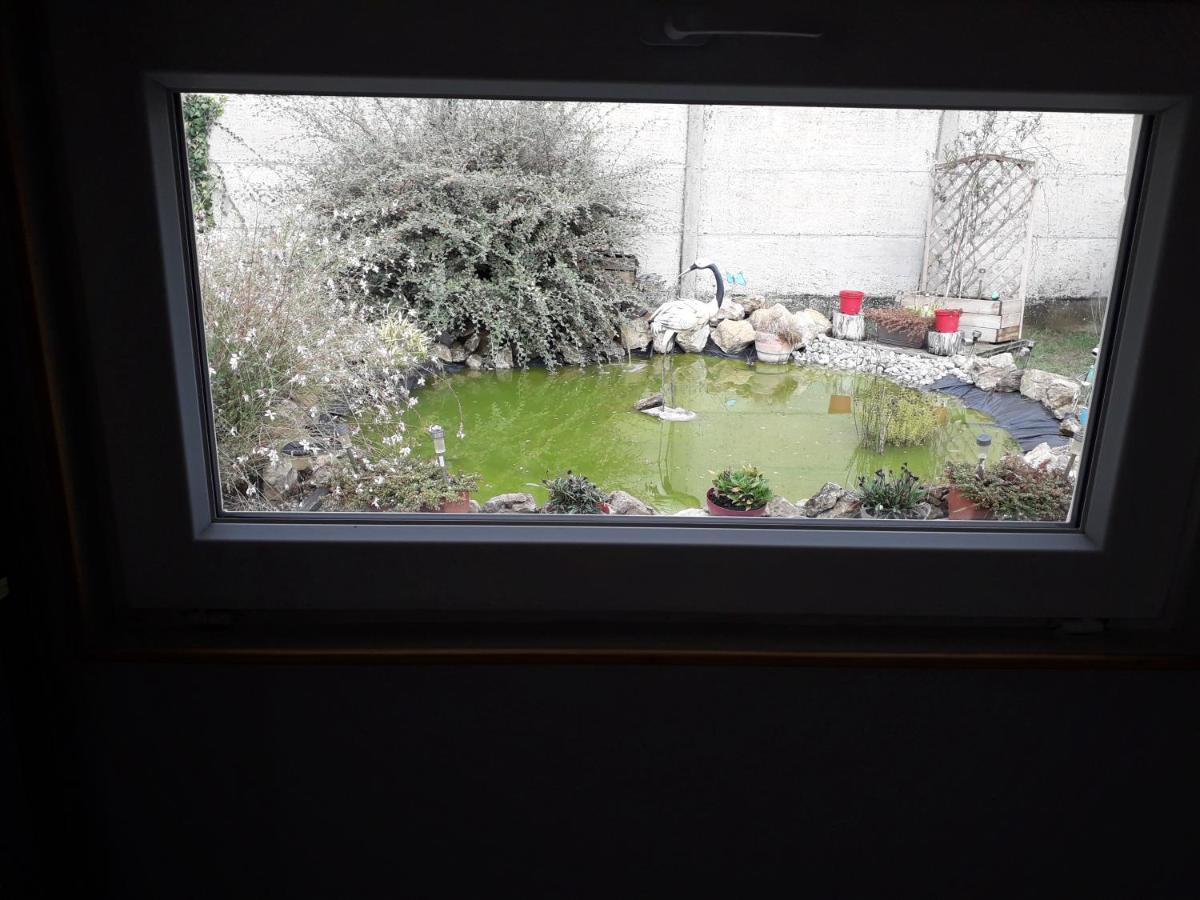 Charmant Studio 35M² Au Calme Proche Du Circuit Daire Saint-Gervais en-Belin Dış mekan fotoğraf